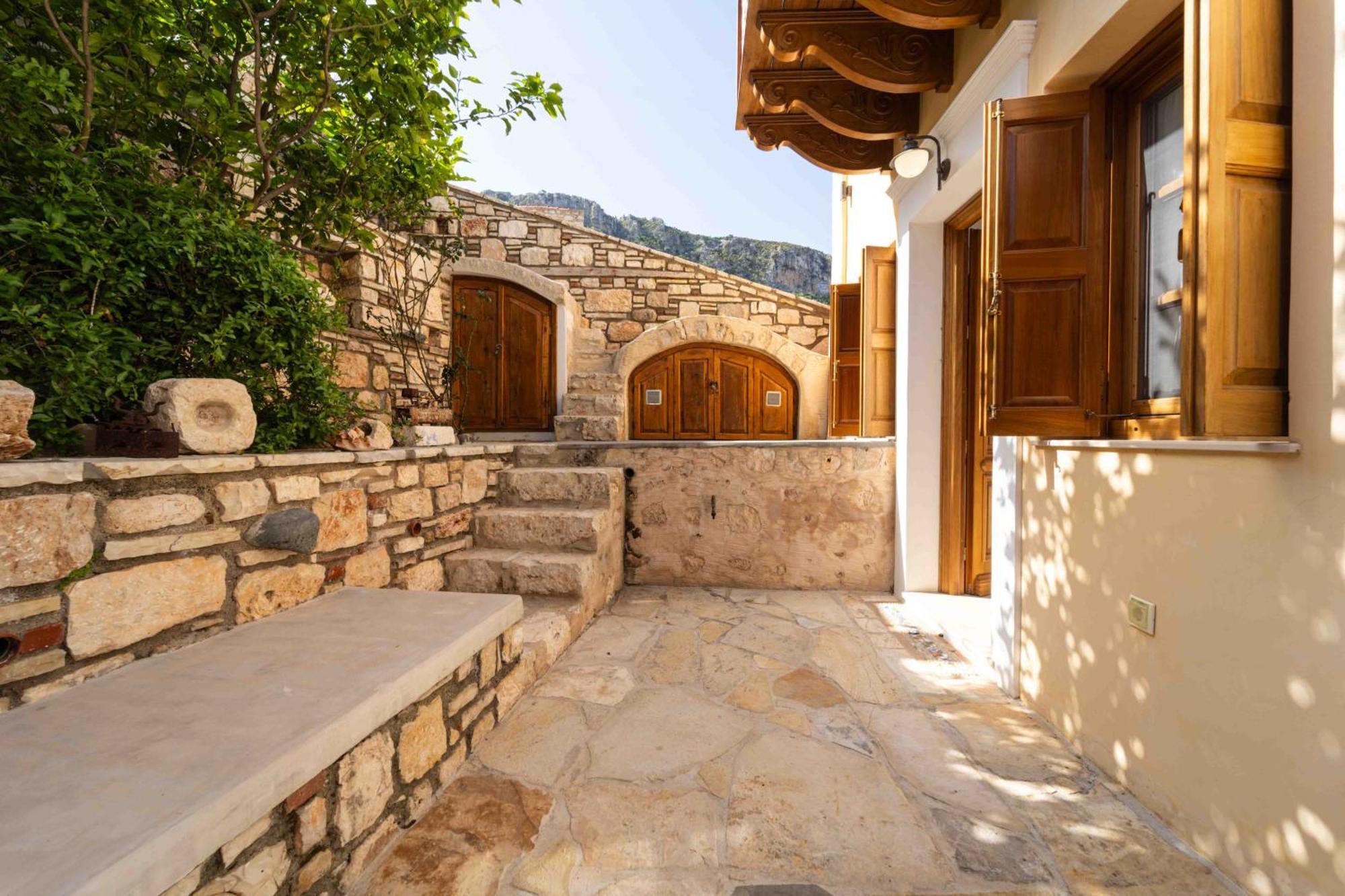Alexandros Villa Meyísti Exterior photo